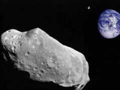 Diametri 1 km-dən çox olan asteroid yenidən Yerin yanından keçəcək